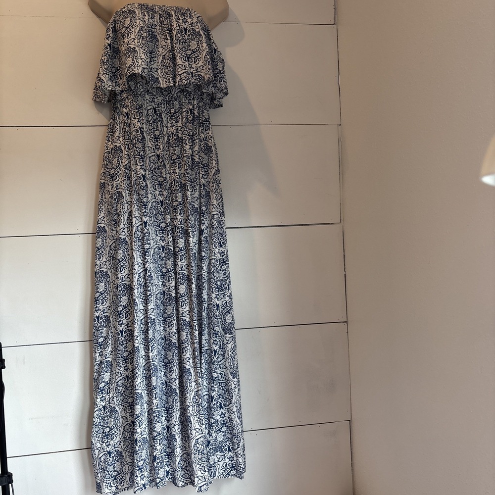 Summer Strapless Midi Dress Size Lg To XL.‎ NWT